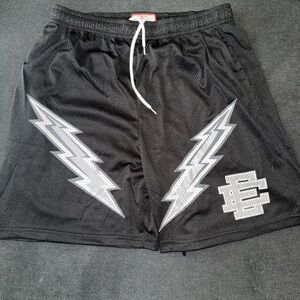 Eric Emmanuel shorts men’s S youth L
